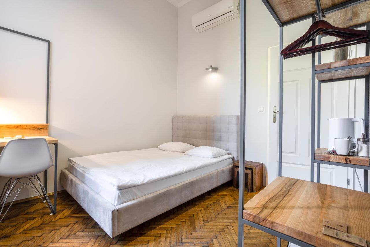 Aparthotel Novumhouse - Straszewskiego 4*